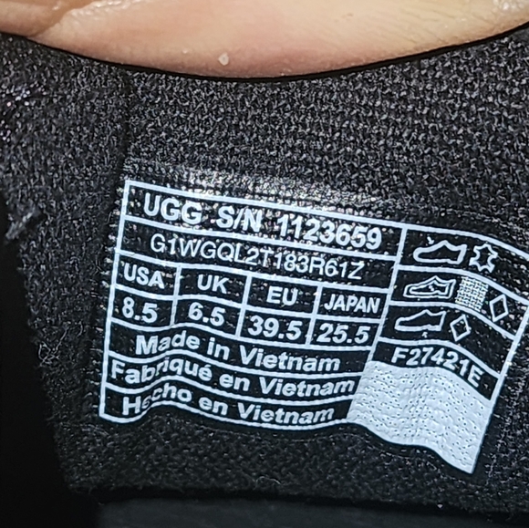 Women's UGG Animal  Print Shoes - Picture 5 of 5